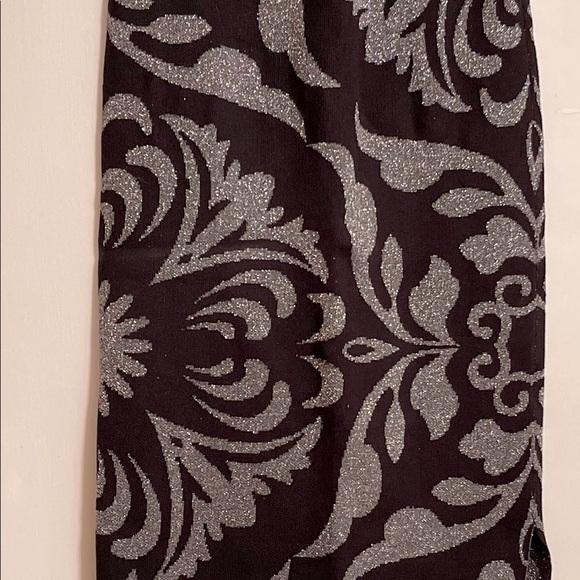 Beulah Silver & Black Knit Calf-Length Skirt - Picture 2 of 5